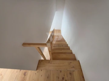 Apartamento T3 para Arrendamento em Campo de Ourique