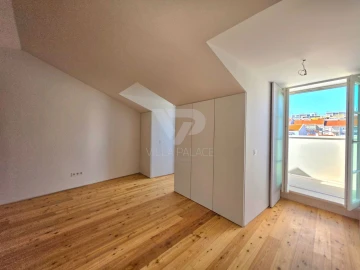 Apartamento T3 para Arrendamento em Campo de Ourique