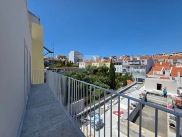 Apartamento T3 para Arrendamento em Campo de Ourique