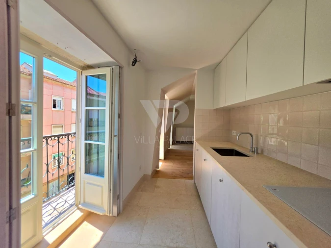 Apartamento T3 para Arrendamento em Campo de Ourique Foto 8