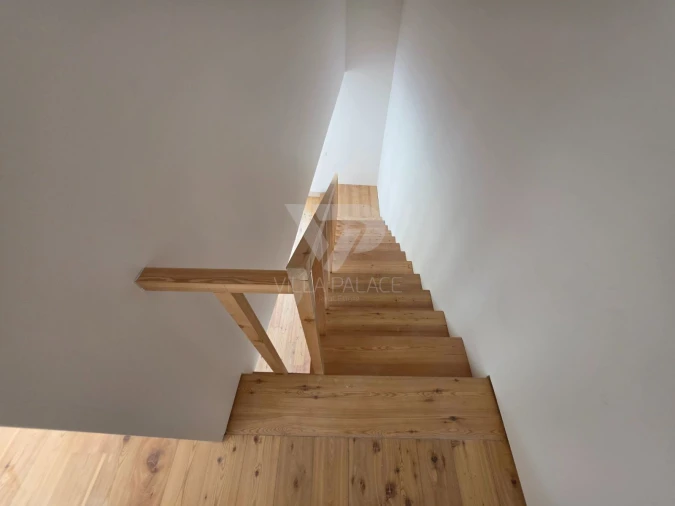 Apartamento T3 para Arrendamento em Campo de Ourique Foto 17