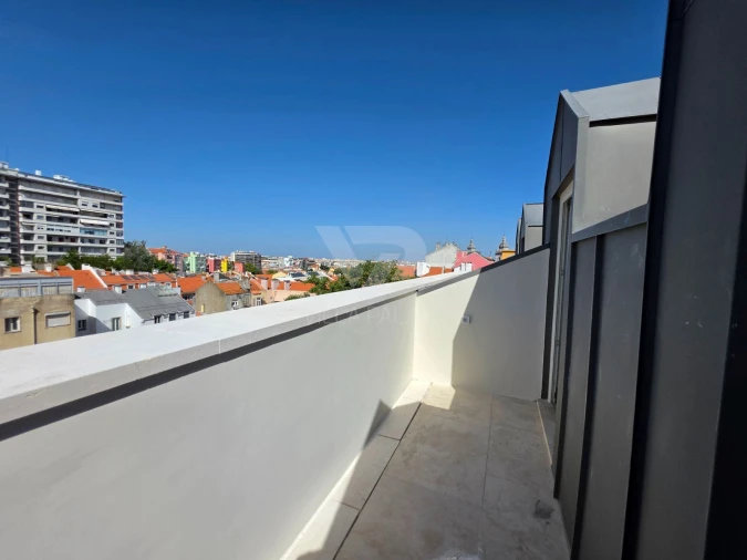Apartamento T3 para Arrendamento em Campo de Ourique Foto 21