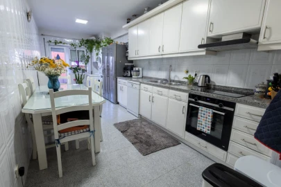 Apartamento T3 para Venda em Barcelos, V.Boa, V.Frescainha
