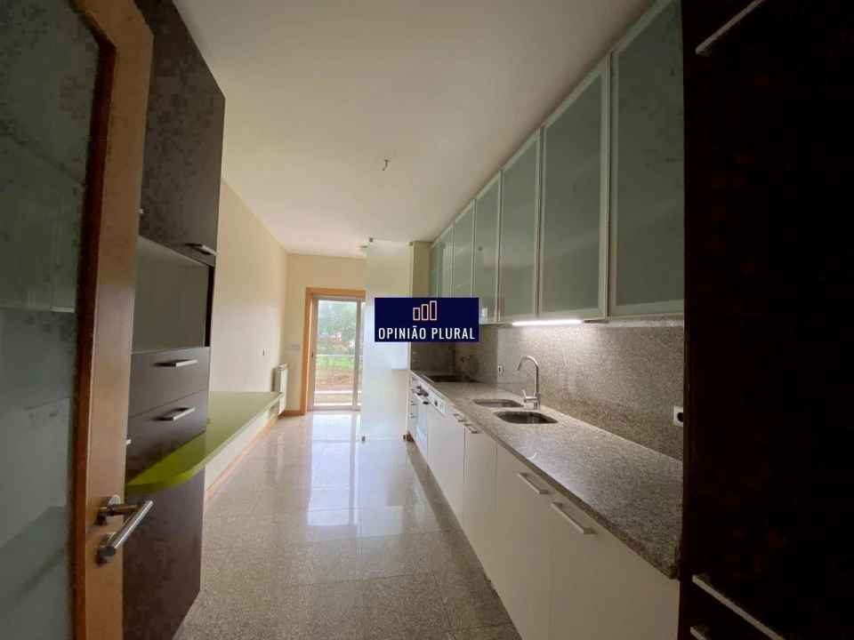 Apartamento T2 para Venda em São Felix da Marinha Foto 6