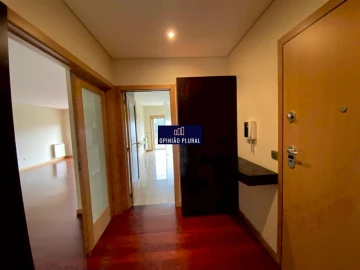 Apartamento T2 para Venda em São Felix da Marinha