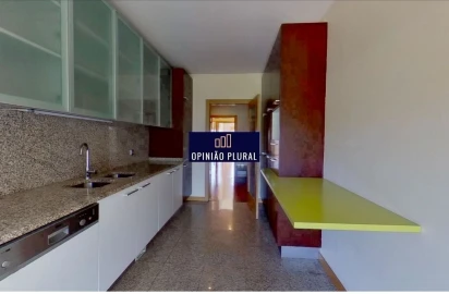 Apartamento T2 para Venda em São Felix da Marinha