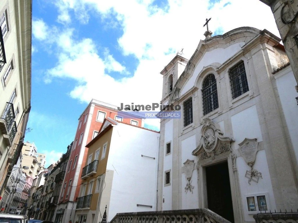 Prédio para Venda em Santo António Foto 4