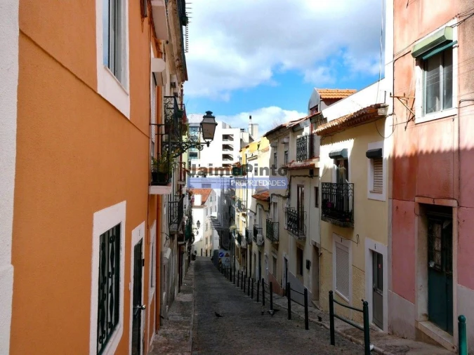 Prédio para Venda em Santo António Foto 3