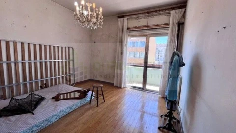 Apartamento T4 para Venda em Cedofeita, Santo Ildefonso, Sé, Miragaia, São Nicolau e Vitória