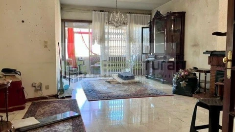 Apartamento T3 para Venda em Cedofeita, Santo Ildefonso, Sé, Miragaia, São Nicolau e Vitória