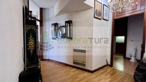 Apartamento T3 para Venda em Cedofeita, Santo Ildefonso, Sé, Miragaia, São Nicolau e Vitória