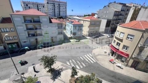 Apartamento T3 para Venda em Cedofeita, Santo Ildefonso, Sé, Miragaia, São Nicolau e Vitória