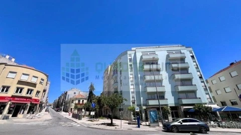 Apartamento T3 para Venda em Cedofeita, Santo Ildefonso, Sé, Miragaia, São Nicolau e Vitória