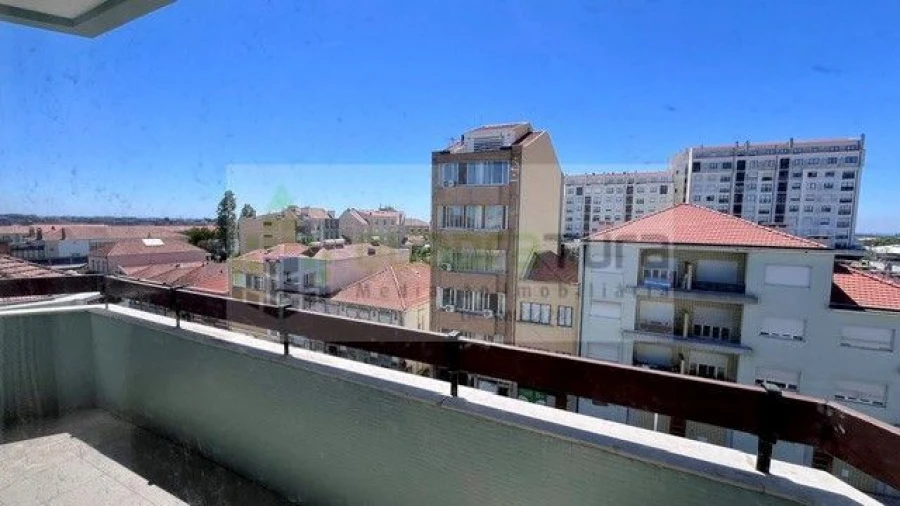 Apartamento T3 para Venda em Cedofeita, Santo Ildefonso, Sé, Miragaia, São Nicolau e Vitória Foto 21