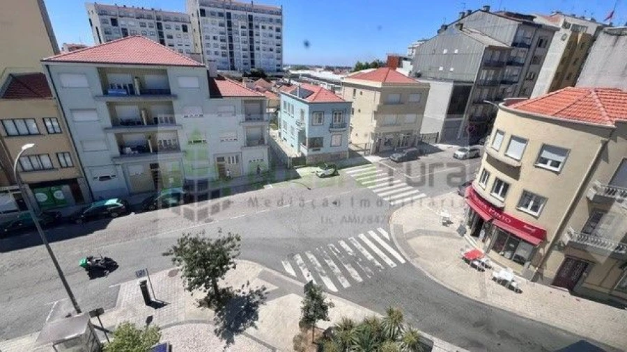 Apartamento T3 para Venda em Cedofeita, Santo Ildefonso, Sé, Miragaia, São Nicolau e Vitória Foto 24