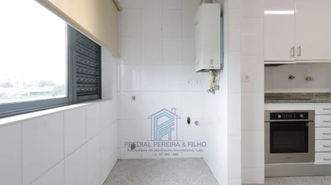 Apartamento T2 para Venda em Baguim do Monte (Rio Tinto)
