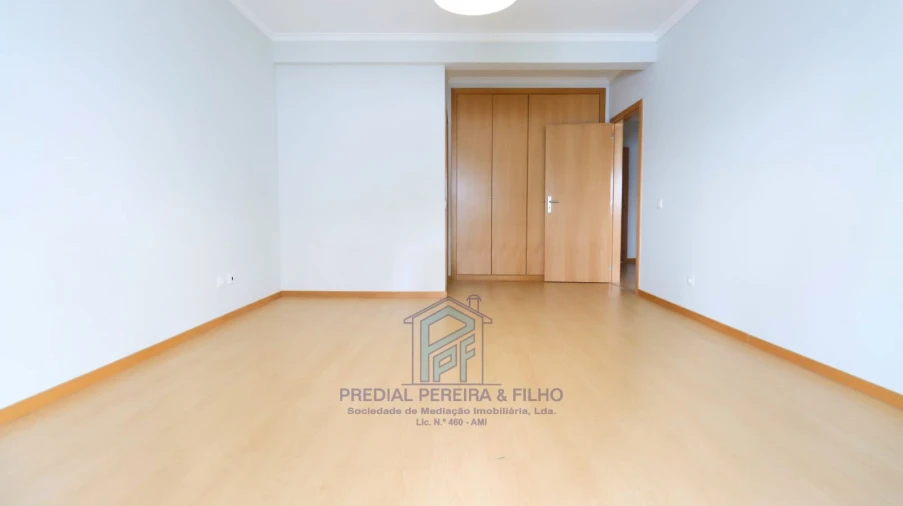 Apartamento T2 para Venda em Baguim do Monte (Rio Tinto) Foto 23