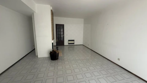 Apartamento T3 para Venda em Nossa Senhora do Pópulo, Coto e São Gregório