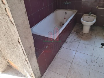 Moradia T4 para Venda em Serpins