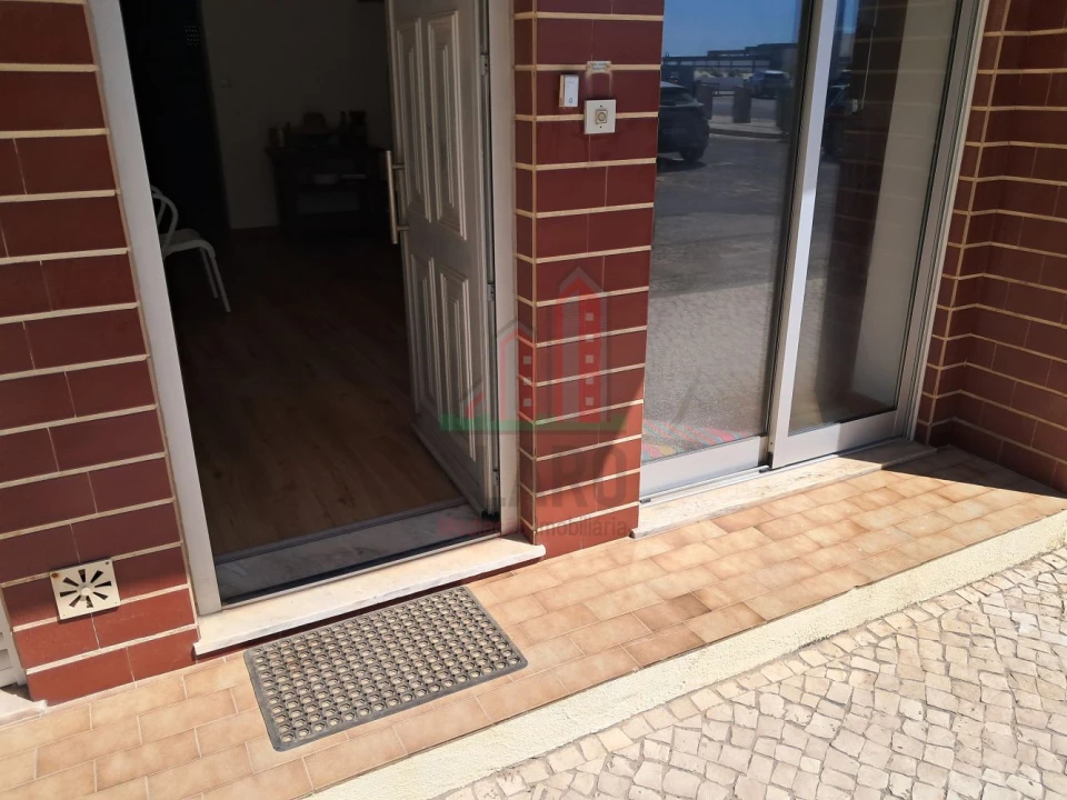 Apartamento T2 para Venda em Coimbrão Foto 27