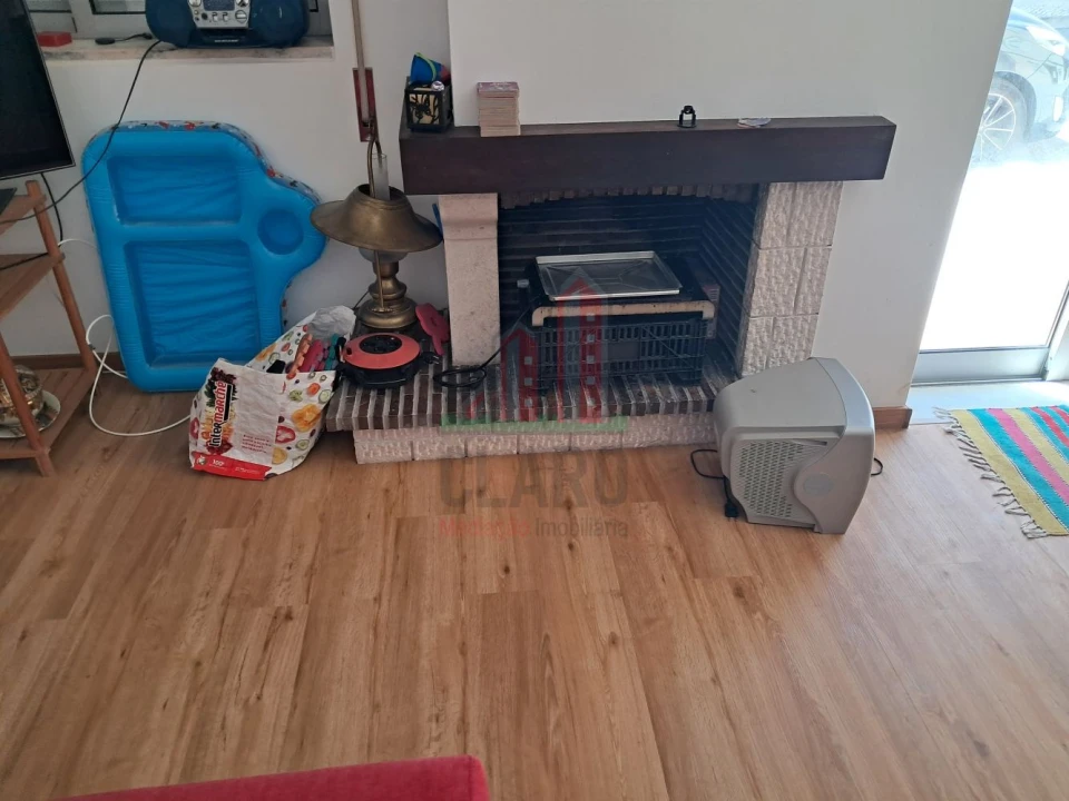 Apartamento T2 para Venda em Coimbrão Foto 15