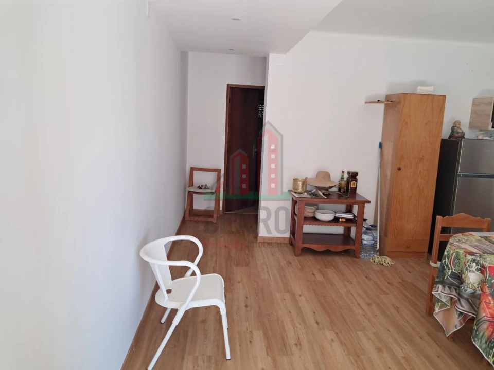 Apartamento T2 para Venda em Coimbrão Foto 29
