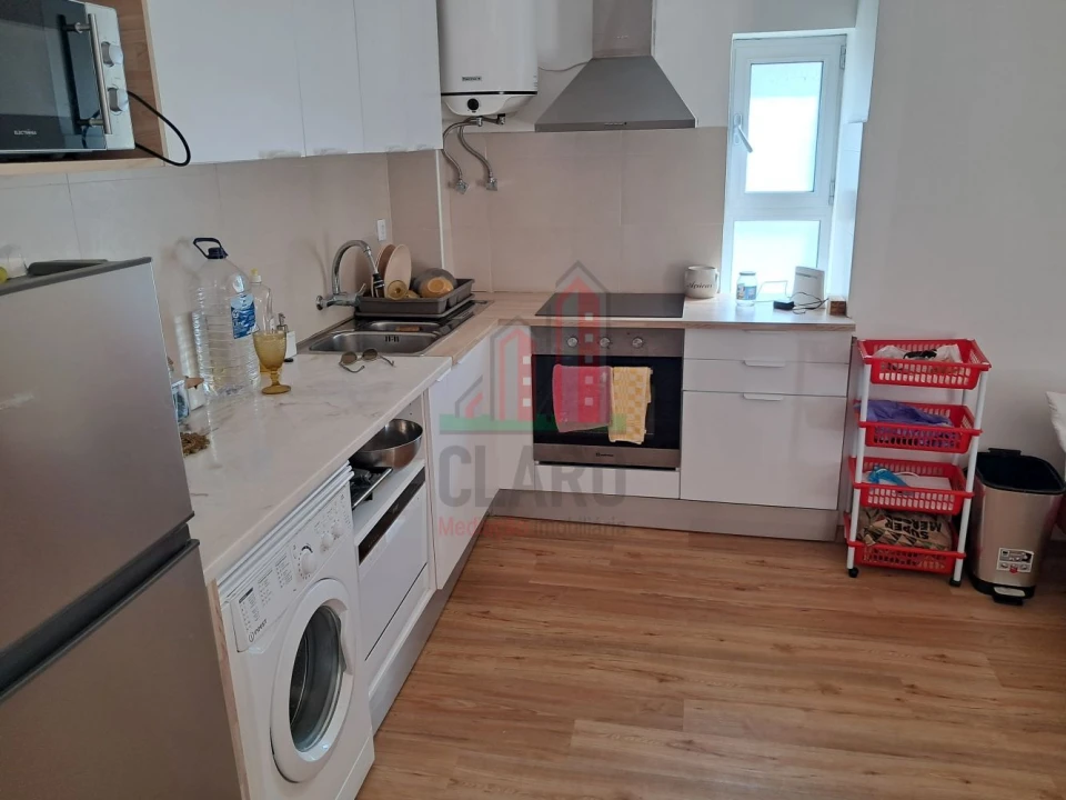 Apartamento T2 para Venda em Coimbrão Foto 1