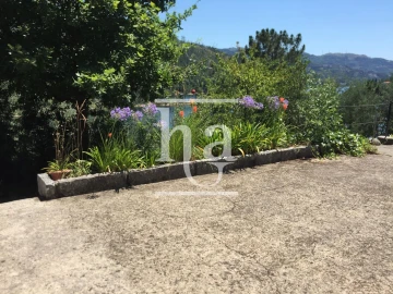 Moradia T4 para Venda em Vilar da Veiga