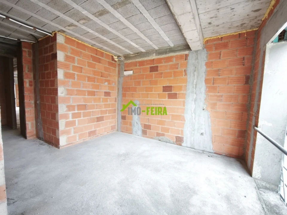 Apartamento T3 para Venda em Santa Maria da Feira, Travanca, Sanfins e Espargo Foto 9