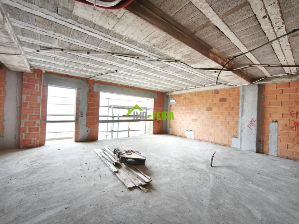 Apartamento T3 para Venda em Santa Maria da Feira, Travanca, Sanfins e Espargo Foto 4