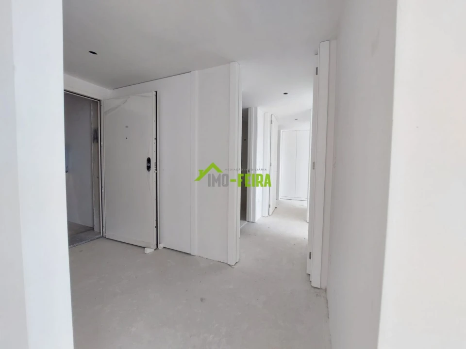 Apartamento T2 para Venda em São João da Madeira Foto 15