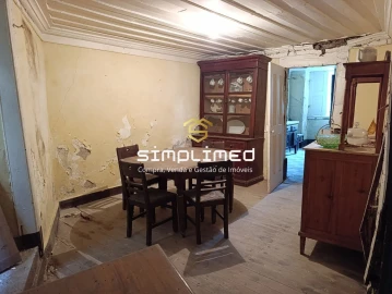 Moradia T10 para Venda em Famalicão