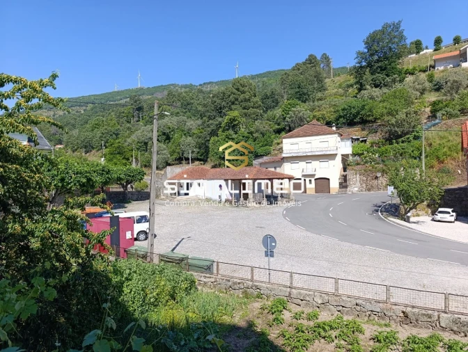 Moradia T10 para Venda em Famalicão Foto 47