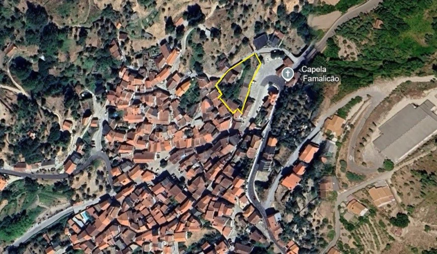 Moradia T10 para Venda em Famalicão Planta 1