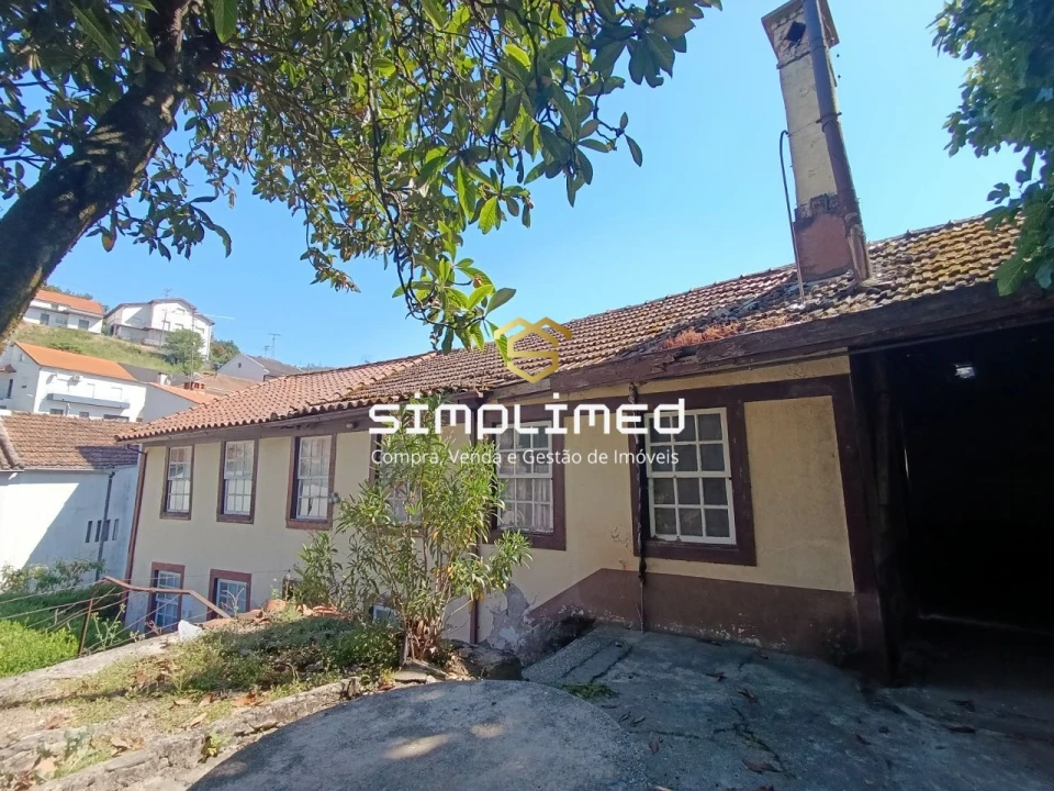 Moradia T10 para Venda em Famalicão Foto 3