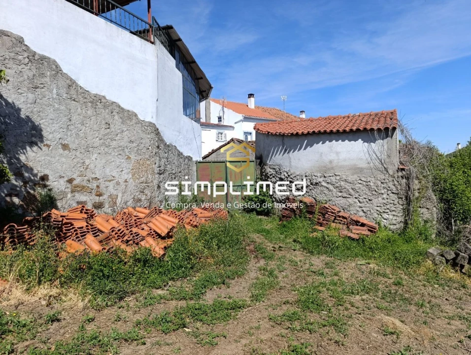 Moradia T4 para Venda em Três Povos Foto 14