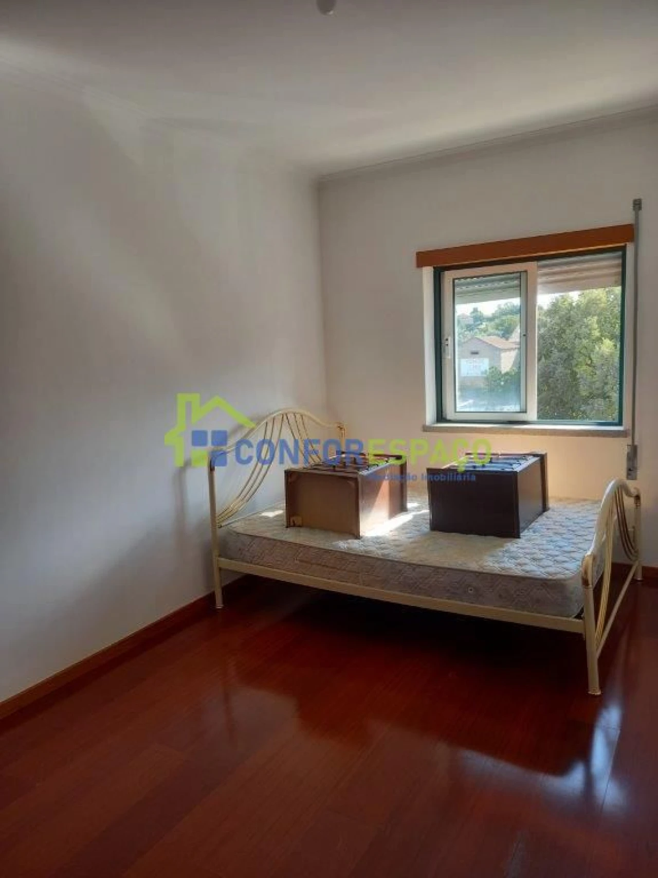 Apartamento T1 para Arrendamento em Castelo Branco Foto 8