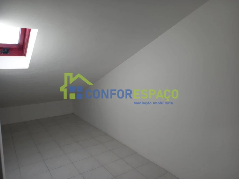 Apartamento T1 para Arrendamento em Castelo Branco Foto 15