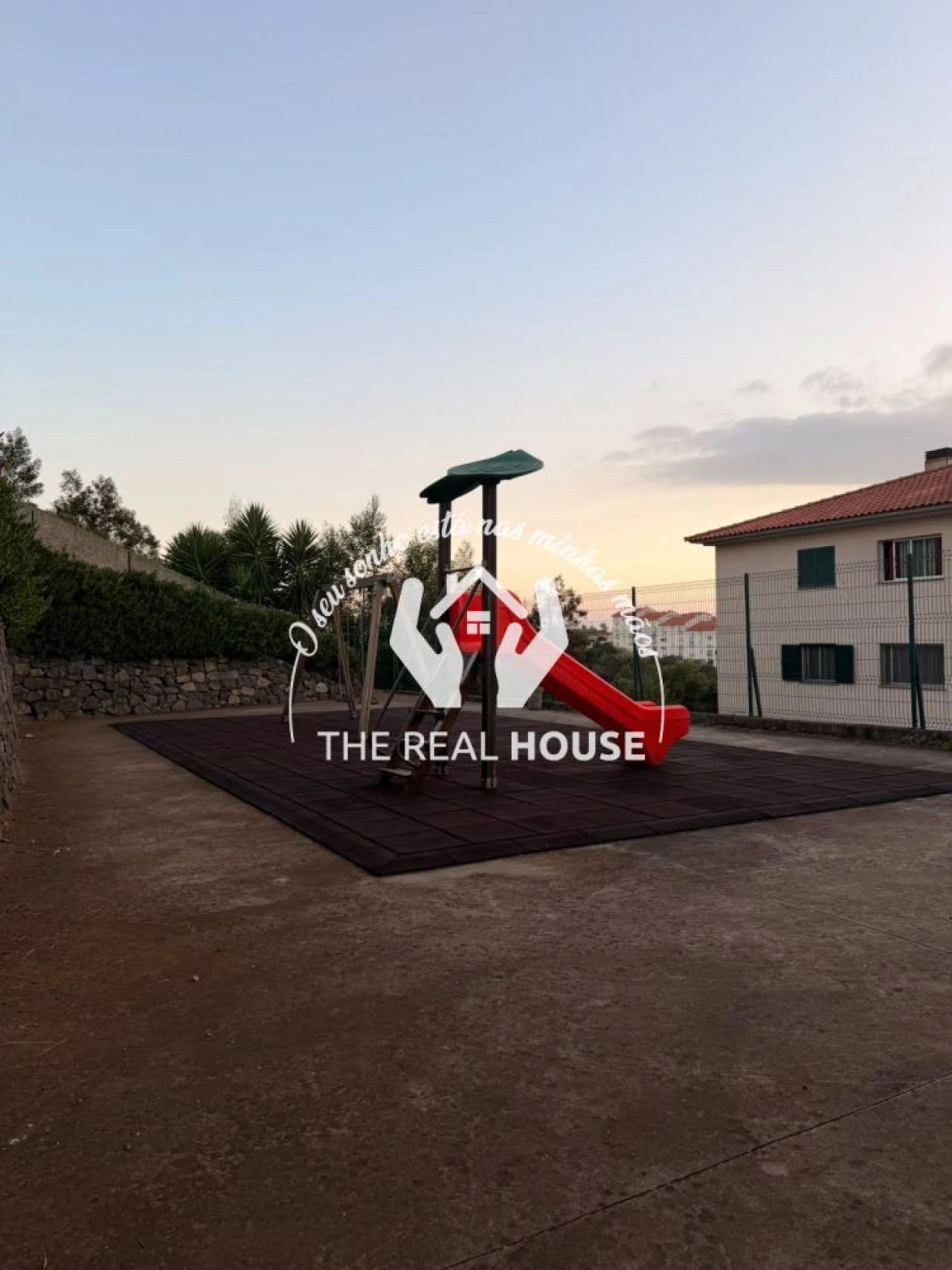 Apartamento T1 para Venda em Caniço Foto 18
