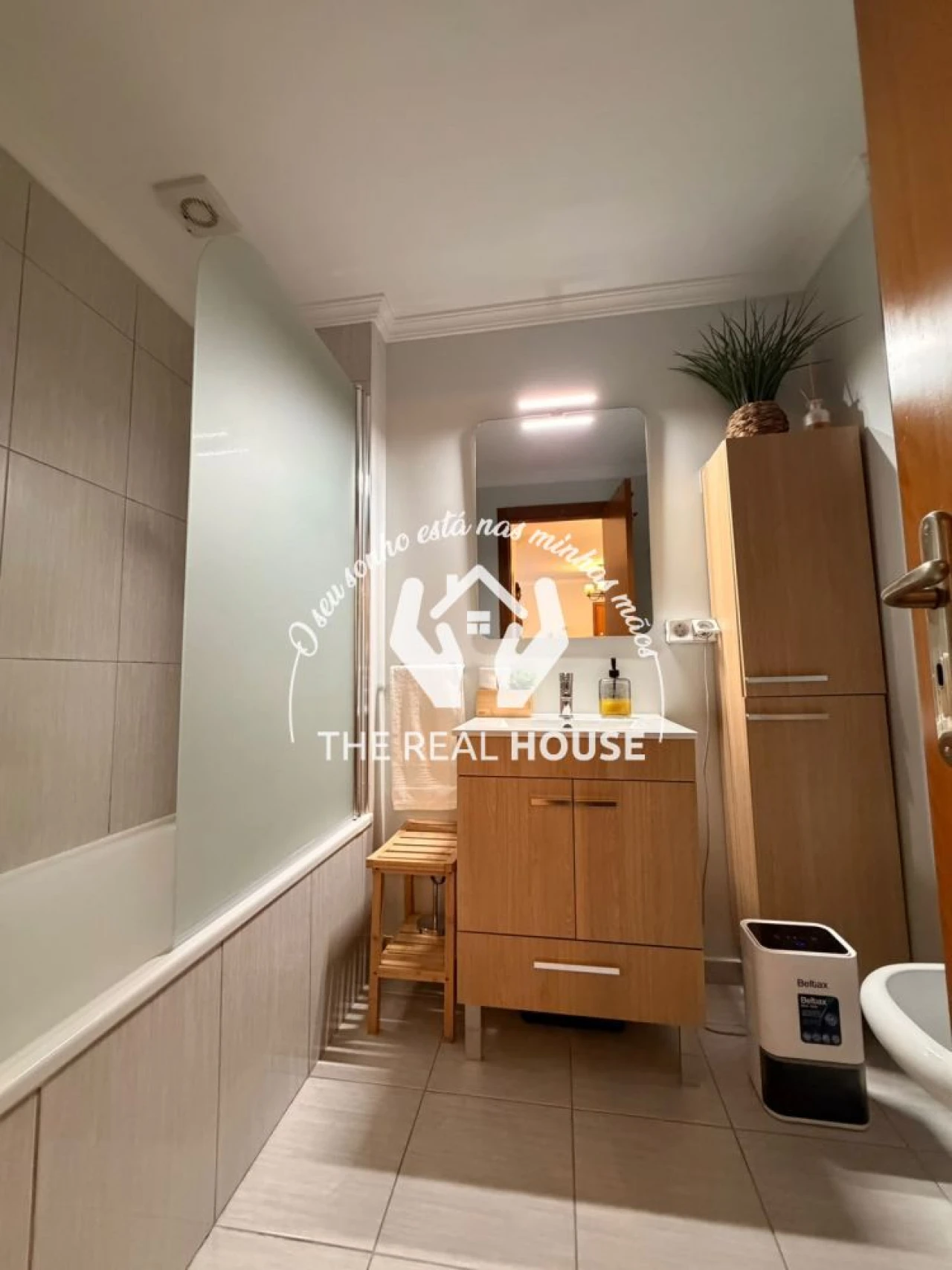 Apartamento T1 para Venda em Caniço Foto 10