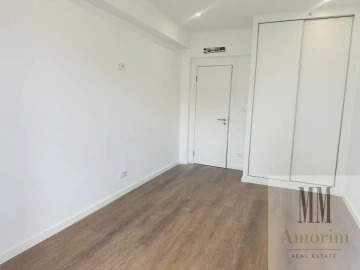 Apartamento T2 para Venda em Venteira