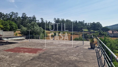 Quinta T4 para Venda em Creixomil e Mariz