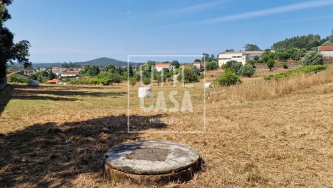 Quinta T4 para Venda em Creixomil e Mariz