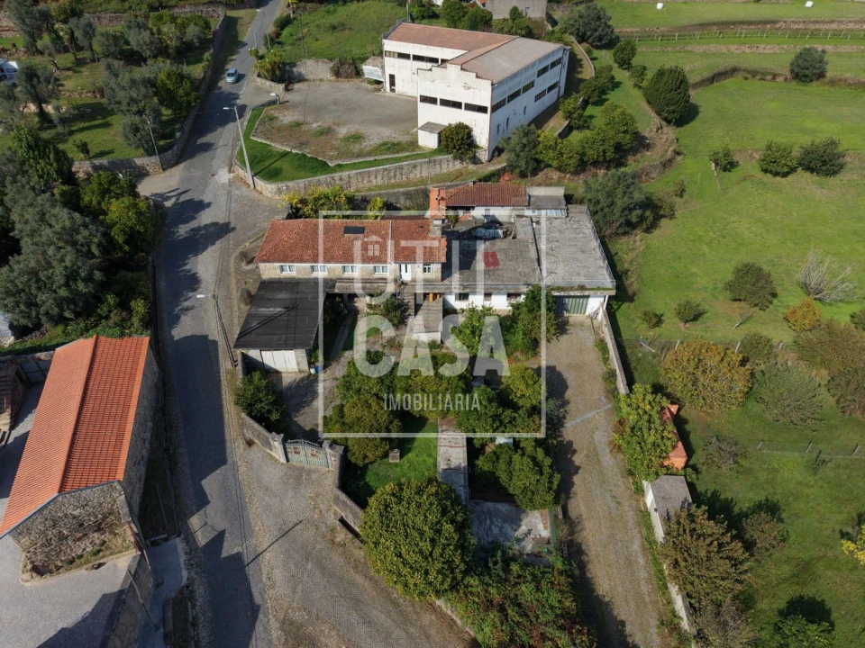 Quinta T4 para Venda em Creixomil e Mariz Foto 4