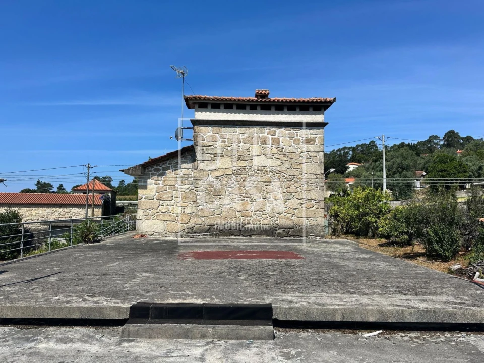 Quinta T4 para Venda em Creixomil e Mariz Foto 27