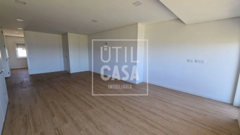 Apartamento T3 para Venda em Castelo do Neiva