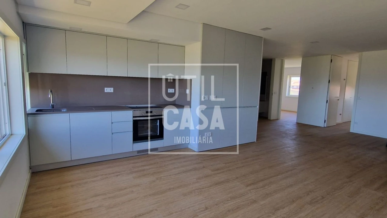 Apartamento T3 para Venda em Castelo do Neiva Foto 5