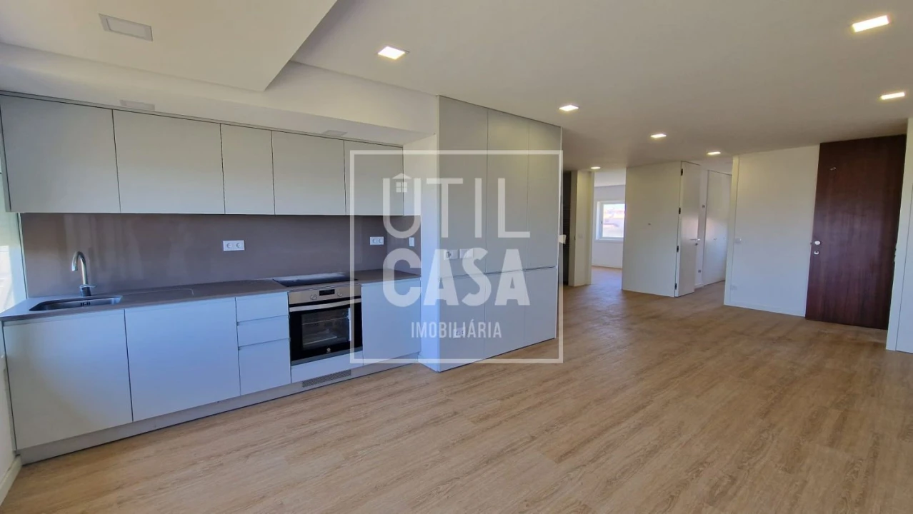 Apartamento T3 para Venda em Castelo do Neiva Foto 2