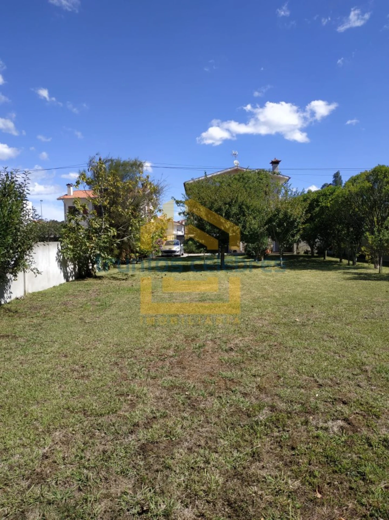 Moradia T4 para Venda em Laundos Foto 47