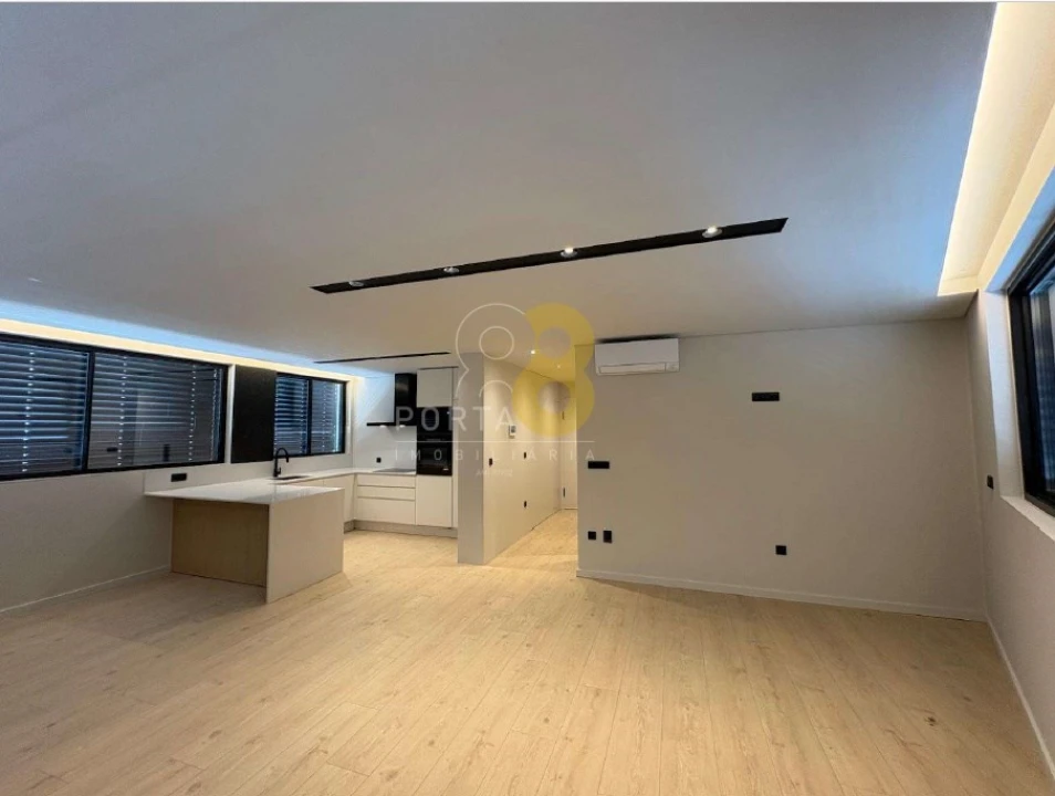 Apartamento T2 para Venda em Gondomar (São Cosme), Valbom e Jovim Foto 11